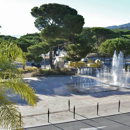 2p A Avec Acces Piscine